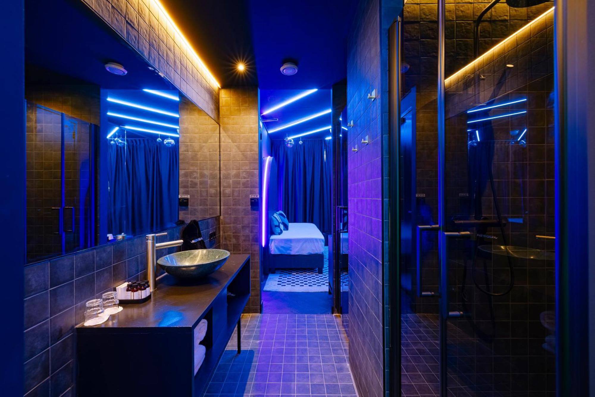 Supper Hotel Amsterdam Ngoại thất bức ảnh