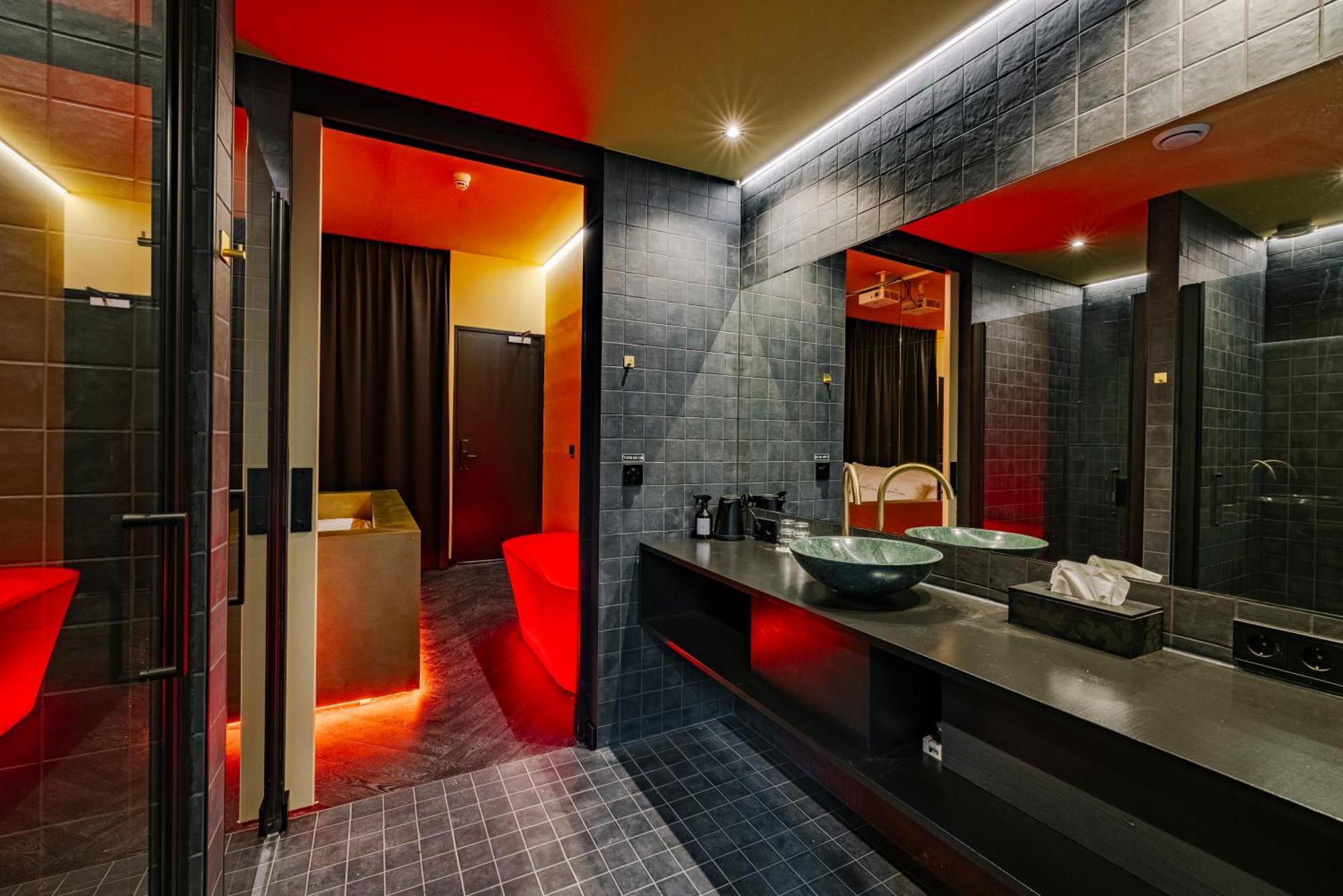 Supper Hotel Amsterdam Ngoại thất bức ảnh